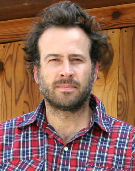 Actor Jason Lee is one of those performers who has really become known for two of his most iconic roles. Kids (and families) will know him as the long ... - Jason-Lee
